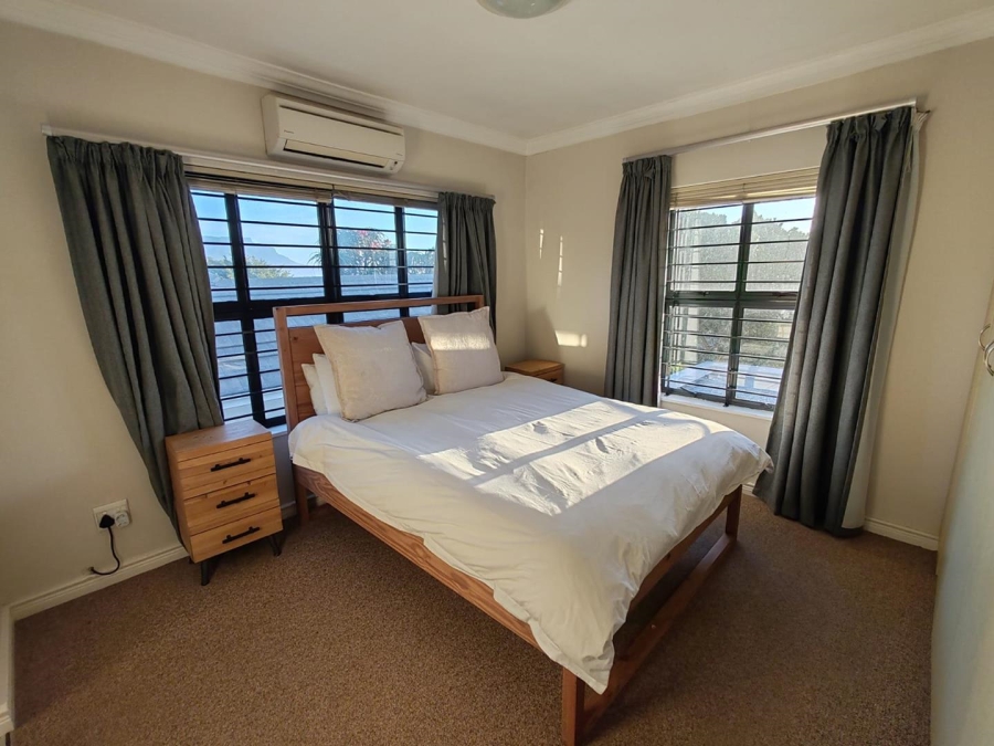 To Let 3 Bedroom Property for Rent in Royal Ascot Western Cape